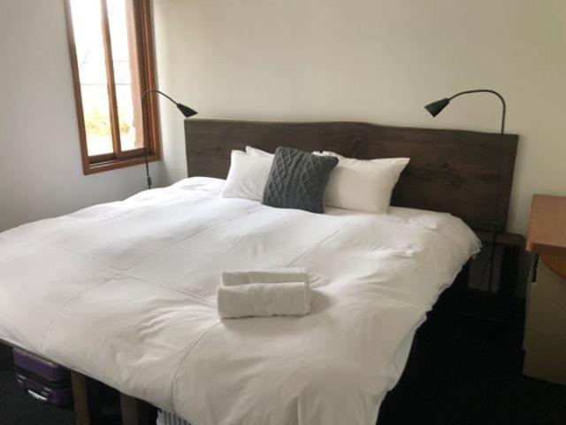 The Joint Bed & Breakfast Hakuba Bagian luar foto